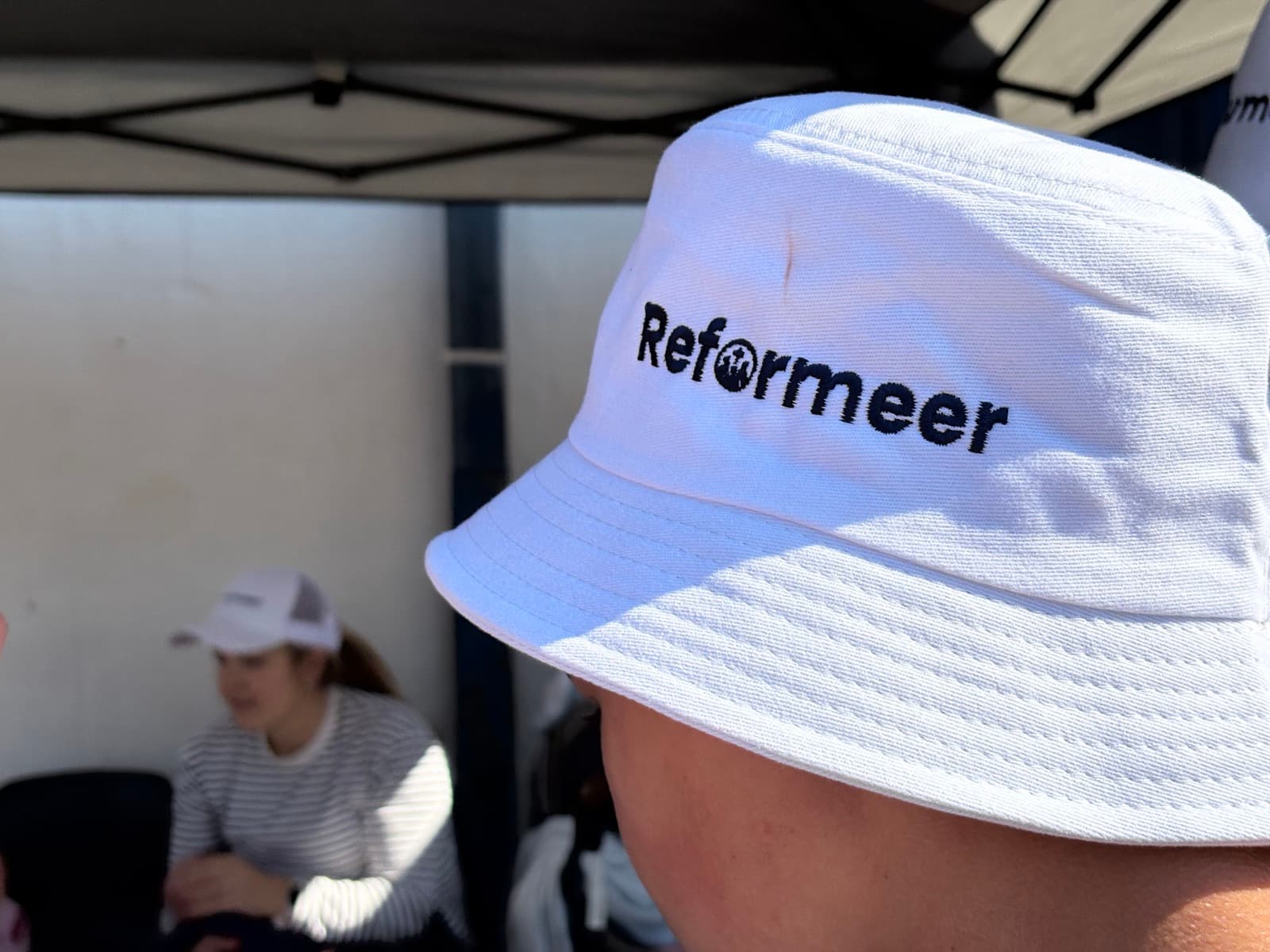 Reformeer caps at the event